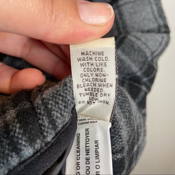 Plaid Toggle Vest‎ Black Gray Sleeveless Puffer Quilted Winter Warm Layering - Picture 7 of 11